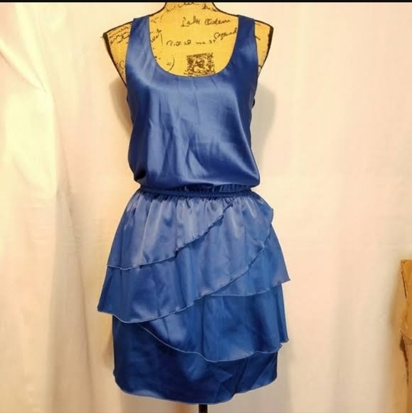 LC Lauren Conrad Blue Ruffle Skirt Dress no belt sleevless mini lined Size 10 - Picture 4 of 7